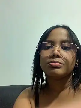 my cam online show from 28, 2, 2025