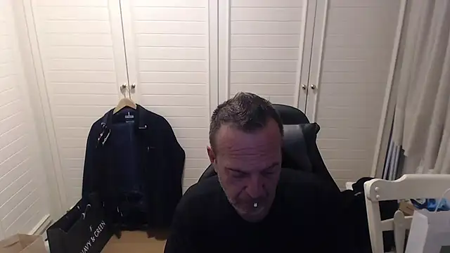 Dimitrios30 online show from 25, 2, 2026