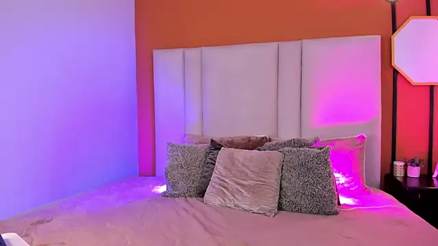 nina  dixon online show from 14, 12, 2025