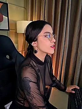 nina  dixon online show from 16, 9, 2025