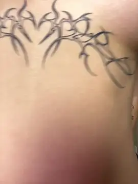 lia foxxy71 online show from 20, 4, 2026