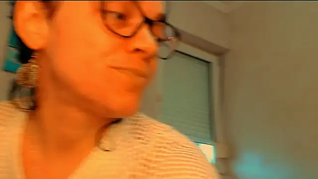 Ju-Hot online show from 9, 2, 2026