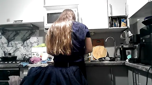 Misssweet s online show from 8, 11, 2025