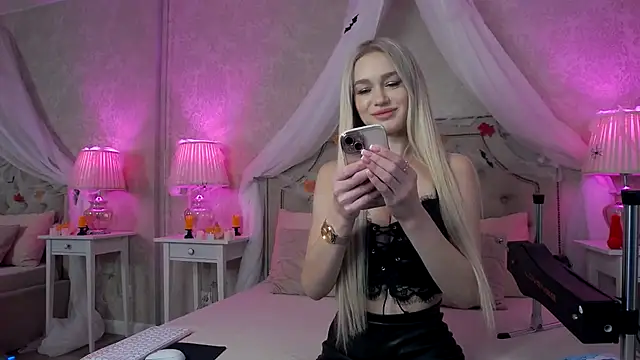 KristinaDane online show from 24, 10, 2025