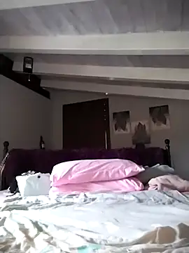 divinaerotica online show from 22, 2, 2026