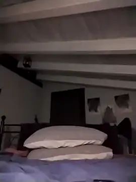 Snapshot of divinaerotica chatting on 15, 11, 2025 divinaerotica online show from 15, 11, 2025