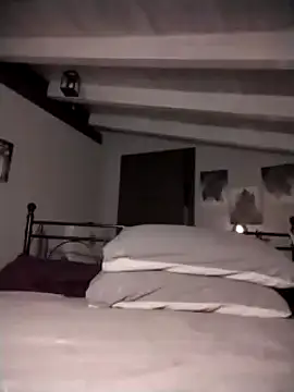 Snapshot of divinaerotica chatting on 8, 11, 2025 divinaerotica online show from 8, 11, 2025