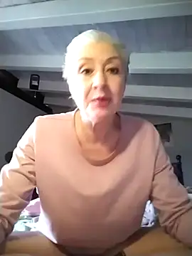 divinaerotica online show from 16, 2, 2026