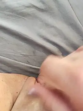 sam0and0katy online show from 16, 4, 2026