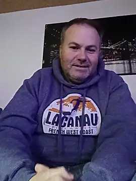 Pourleplasirs online show from 11, 11, 2025