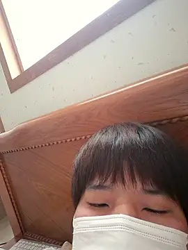 Tyyyggjju online show from 3, 2, 2026