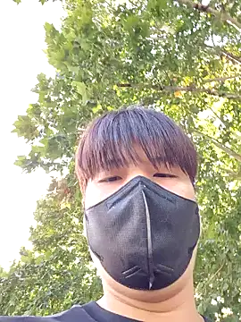 Tyyyggjju online show from 23, 10, 2025