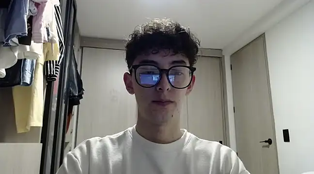 miketwink online show from 18, 3, 2025