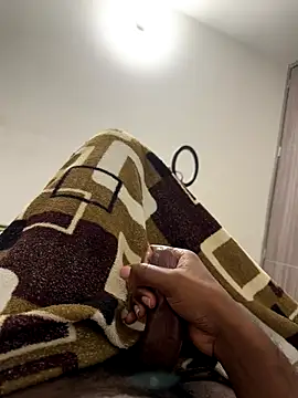 Snapshot of jhonnes_ chatting on 5, 11, 2025 jhonnes online show from 5, 11, 2025