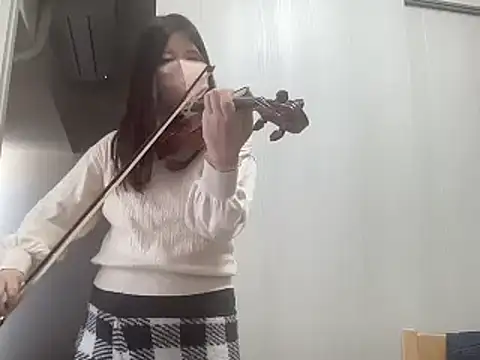 aya0111 online show from 10, 3, 2025