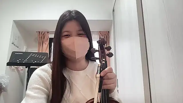 aya0111 online show from 3, 3, 2025