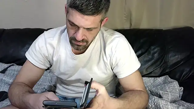 Troyt87 online show from 22, 3, 2025