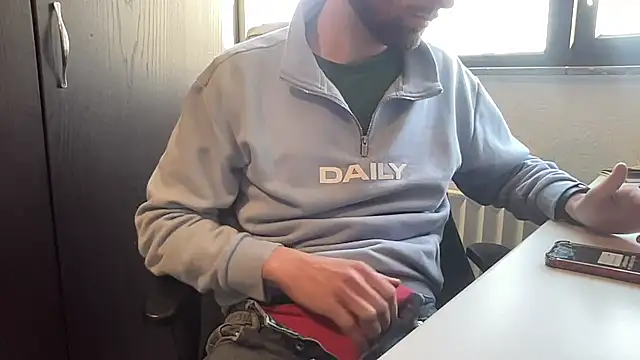 bullyboyy online show from 27, 1, 2025