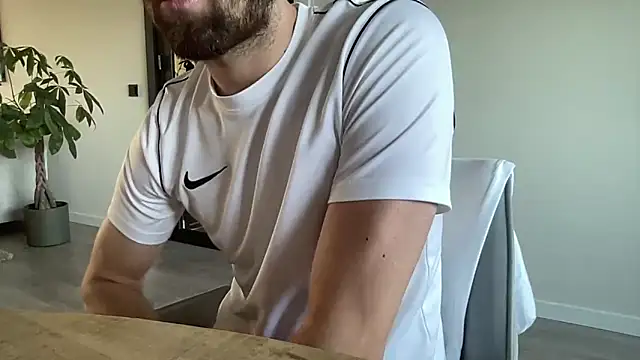 bullyboyy online show from 15, 9, 2025