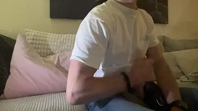 bullyboyy online show from 25, 10, 2025