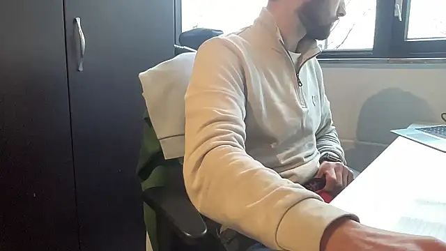 bullyboyy online show from 28, 1, 2025