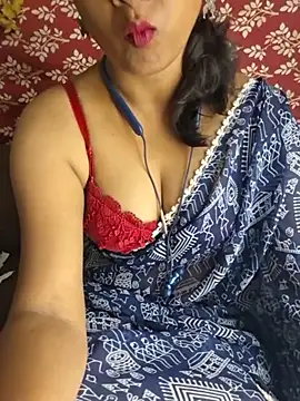 Cute Jiyaa online show from 28, 6, 2026