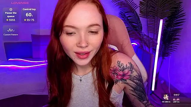 Snapshot of Maya_Light chatting on 20, 11, 2025 Maya Light online show from 20, 11, 2025