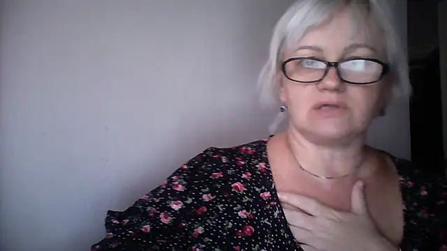 Snapshot of Mayya4321 chatting on 17, 9, 2025 Mayya4321 online show from 17, 9, 2025