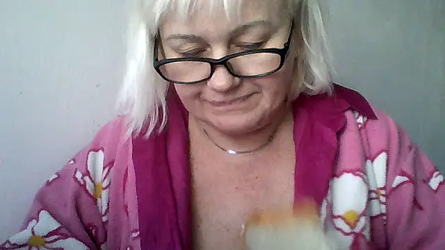 Snapshot of Mayya4321 chatting on 26, 11, 2025 Mayya4321 online show from 26, 11, 2025