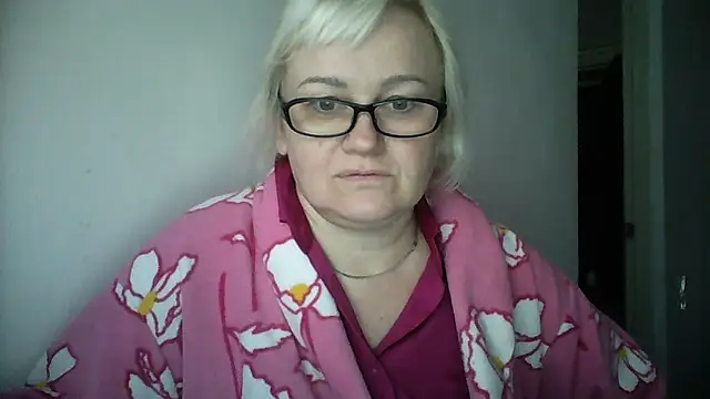 Snapshot of Mayya4321 chatting on 9, 11, 2025 Mayya4321 online show from 9, 11, 2025