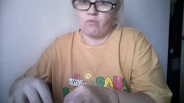 Snapshot of Mayya4321 chatting on 25, 10, 2025 Mayya4321 online show from 25, 10, 2025