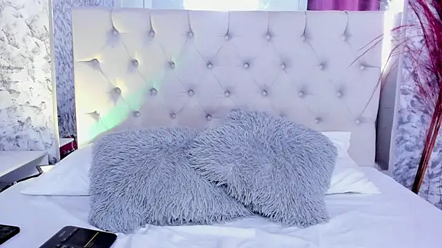 Ariana greenblat online show from 11, 10, 2025