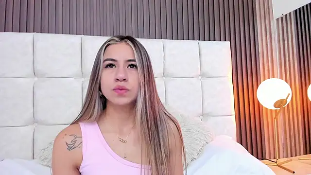 Ariana greenblat online show from 13, 4, 2026