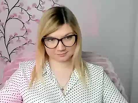 Lola moree online show from 22, 12, 2025