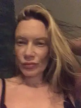 Snapshot of blondey206 chatting on 13, 3, 2025 blondey206 online show from 13, 3, 2025