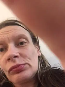 Snapshot of blondey206 chatting on 29, 3, 2026 blondey206 online show from 29, 3, 2026