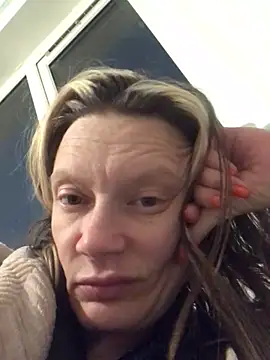 Snapshot of blondey206 chatting on 11, 3, 2026 blondey206 online show from 11, 3, 2026