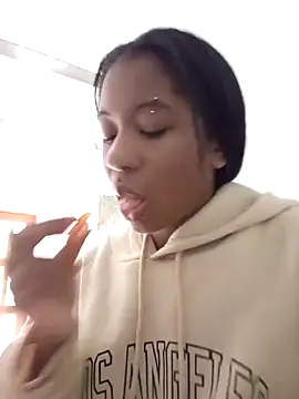 Zaira Rose  online show from 28, 9, 2025