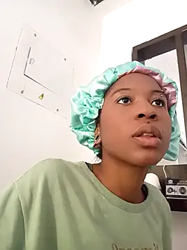 Zaira Rose  online show from 22, 9, 2025