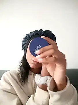 Zaira Rose  online show from 7, 2, 2026