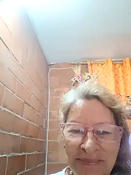 MaryLunna online show from 9, 2, 2025