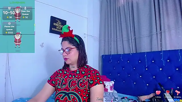 hornny cougar online show from 3, 12, 2025