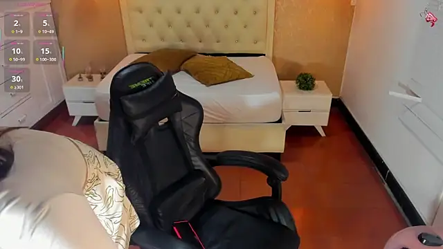 Hadley  online show from 19, 9, 2025