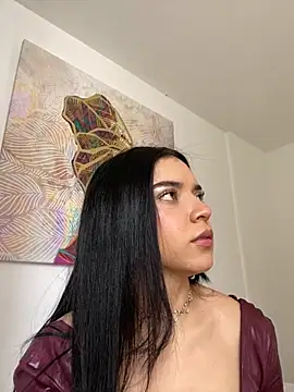 eileensophi online show from 9, 9, 2025