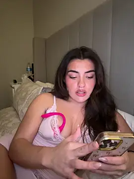 cute carly  online show from 18, 1, 2026