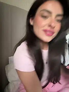 cute carly  online show from 8, 3, 2025