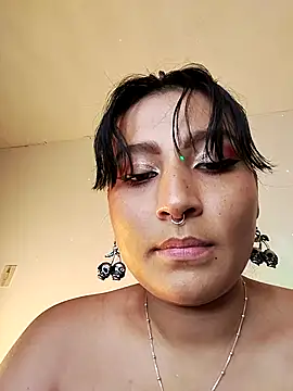 Snapshot of Pauilina_Simons chatting on 28, 1, 2025 Pauilina Simons online show from 28, 1, 2025