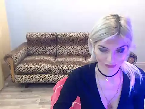 SexyBeatriice online show from 18, 11, 2025