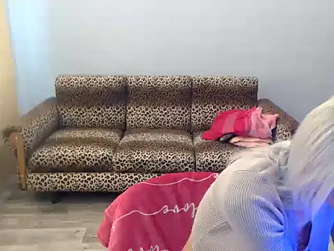 SexyBeatriice online show from 3, 10, 2025