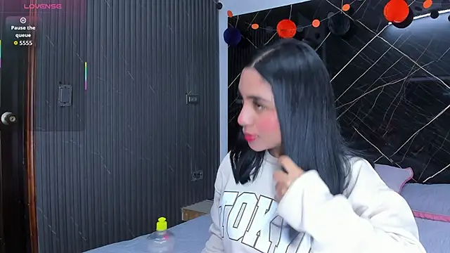 Estefy gomez09 online show from 13, 11, 2025